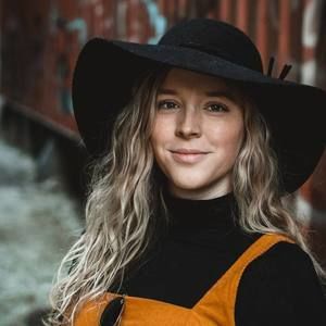 Meet your Posher, Meagan